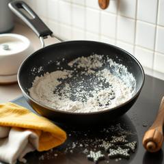 5 способов почистить сковороду от застарелого жира